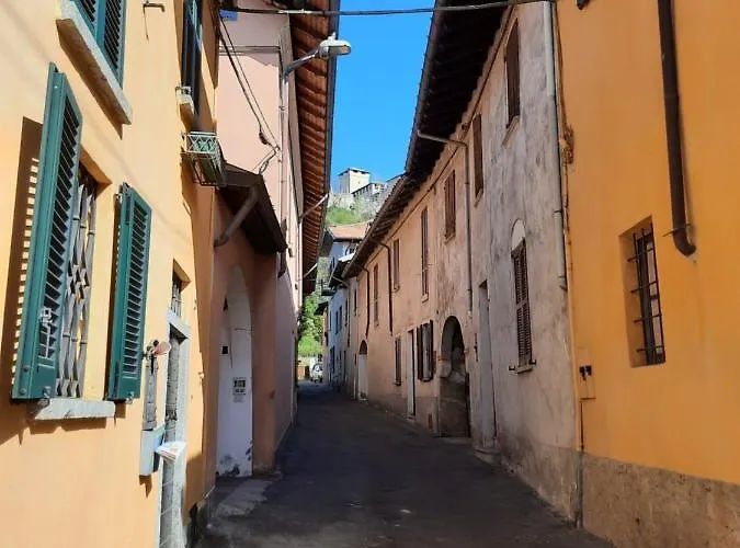 Contrada D'amore Lägenhet Angera