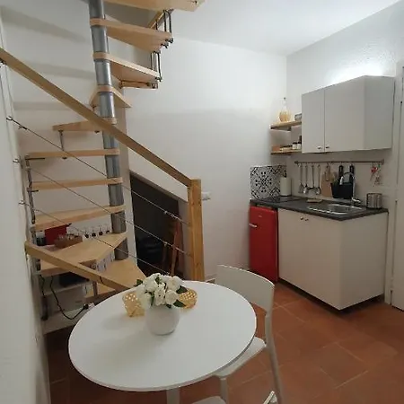 Contrada D'amore Apartment Angera