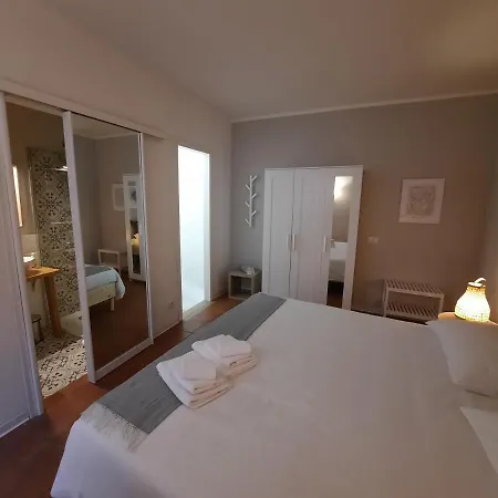 Contrada D'amore Apartment Angera